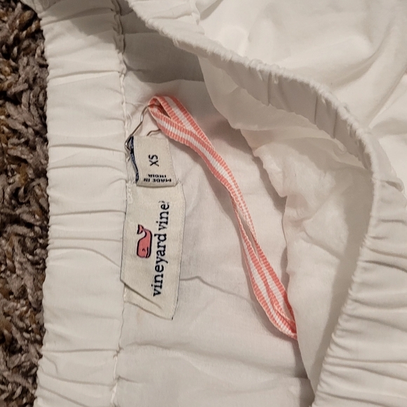 Vineyard Vines Eyelet Poplin - Picture 2 of 4